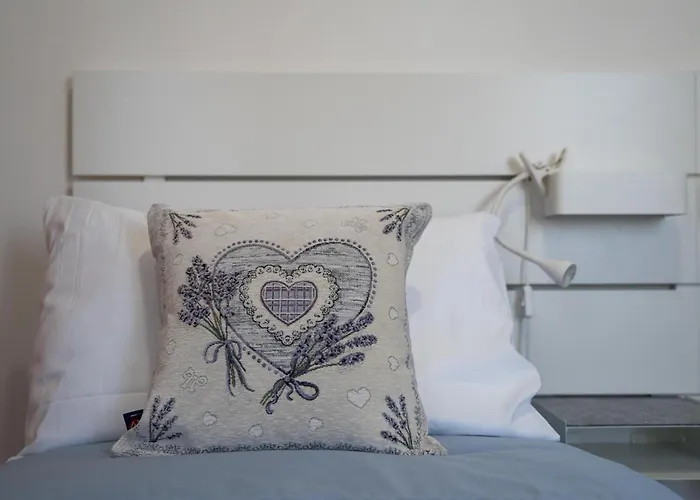 All'altana بيت للعطل